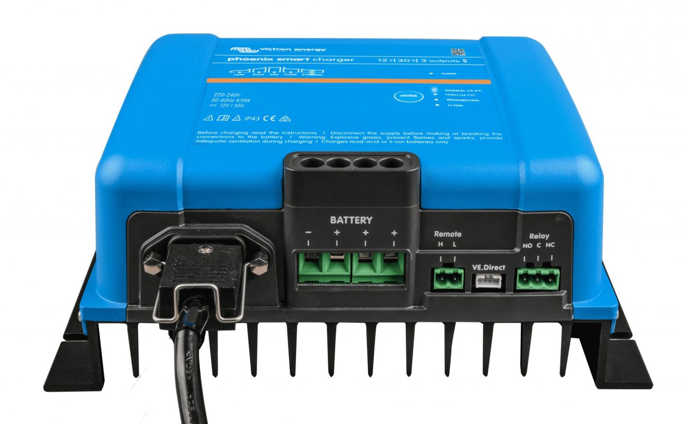 Victron Phoenix Smart IP43 Charger 12v 30A 3 Outputs - Image 2